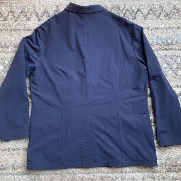 Williams & Kent Navy Travel Blazer XL - Picture 2 of 8